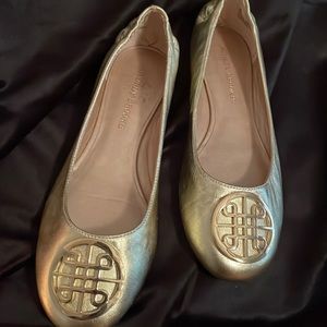 Gold dress flats. Size 9